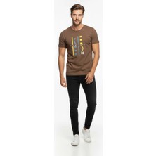 Keep Going Urban Baskılı Erkek Tişört – Sportif Günlük Stil