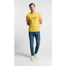 Maxi Modena Minimal Tipografi Detaylı Erkek Günlük T-Shirt