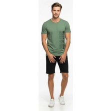 Maxi Modena Urban Boston Dikey Baskı Erkek Tişört – Slim Fit, Sokak Stili Günlük T-Shirt