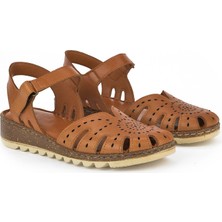 Cozi Company Hakik Deri Yumuşak Tabanlı Tokalı Kadın Sandalet