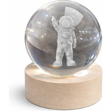 Goog Design Astronot Desenli LED Gece Lambası Kristal Küre – Rgb & Gün Işığı Seçenekli Dekoratif Oyuncak