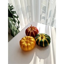 Verda Desing Kokulu Karışık Renkli Bal Kabağı El Yapımı Dekoratif Tasarım Mum (3 Lü)