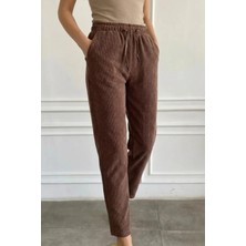 Beli Lastikli Kadife Dar Paça Pantolon