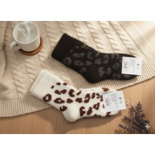 Trendy Chic 2 Çift Leopar Desenli Peluş Çorap