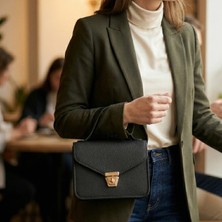 Freedom Storee Siyah Kutu El Çantası