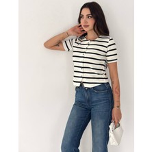 Noa Noa Kadın Kısa Kollu Çizgili Düğmeli Crop Bluz