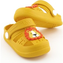 Daye BK1001 Sarı Kaydırmaz Aslan Desenli Çocuk Sandalet Terlik Erkek Çocuklar İçin Sezonsuz