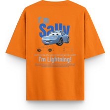 Overoz Cars Sally Araba Sırt Baskılı Yarı Oversize Unisex Tshirt 1228