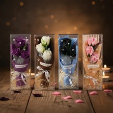 Pileli Store Şeffaf Kutulu Üç Gül Buketi