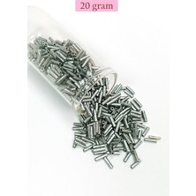 Pileli Store Uzun Boru Kesme Boncuk Çap 2mm Uzunluk 10 mm - 20 Gram - Desenli Gümüş - BNC244