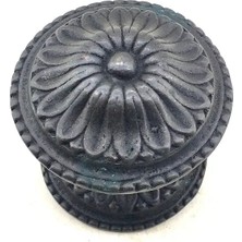 Pileli Store Eco Lounge Antika Tarz Dekoratif Pirinç Papatya Kapı Babası - 73MM, Oksit