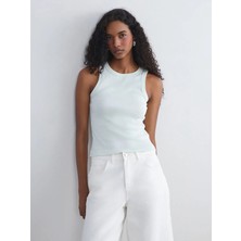 Lc Waikiki Yeni Sezon Bisiklet Yaka Taşlı Kadın Atlet