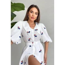 Modaurul Kırmızı Yakası Çiçek Motifli Kemerli Elbise