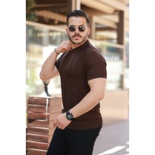 Modaurul Erkek Desenli Çizgi Kabartmalı Kısa Kollu Tişört