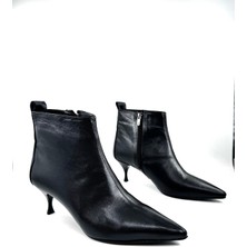 Desire Hakiki Deri Siyah Kısa Kadın Bot