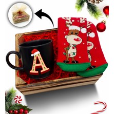 As Gift Mini Kasa Içerisinde Kişiye Özel Siyah Kupa & Yılbaşı Çorabı Hediye Seti