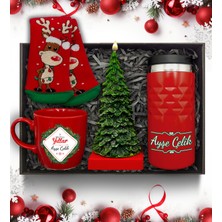 As Gift Yılbaşı Temalı Kişiye Özel Kırmızı Termos & Kırmızı Kupa & Mini Çam Ağacı & Çorap Hediye Seti