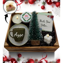 As Gift Kasa Içerisinde Çam Ağacı  & Haki Fincan & Metal Kutulu Mum & Bubble Mum Hediye Seti
