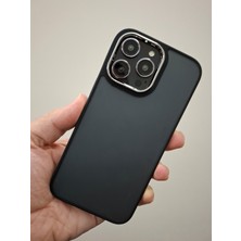 Epro iPhone 14 Pro Max Uyumlu Kamera Koruma Çıkıntılı Arkası Mat Orta Sertlikte Esnek Kaliteli Kılıf