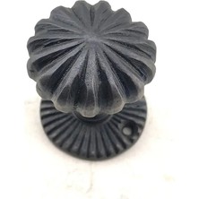 Pileli Store Antika Tarz Dekoratif Pirinç Açarlı Kapı Babası - 50MM, Oksit