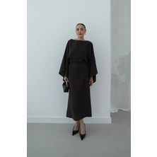 Havoş Acı Kahve Arkası Bağlamalı Kayık Yaka Elbise