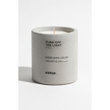 Obbje Kakao & Krema Kokulu Beton Mum | Dikey Form | Tek Fitil | Modern Dekoratif Tasarım