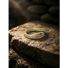 Eva Takı Store Minimal Yılan Model Zirkon Taşlı Kıkırdak Cuff Gümüş Renk Küpe