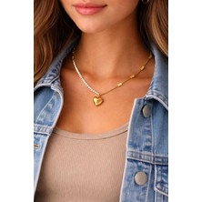 Gold Kalp Figürlü Su Yolu Detaylı Çelik Kolye – Zarif & Işıltılı Tasarım