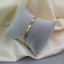 Italyan Yassı Model Gold Bileklik – Minimal Zarif Herringbone Tasarım