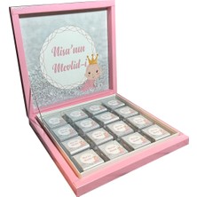 Blackeye Chocolate Kişiye Özel Isimli Kız Bebek Karton Kutulu Bebek Çikolatası (32 Adet Madlen Çikolata)