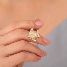 Nox Jewelry 14 Ayar Altın Taşlı Balık Kolye – Lüks Deniz Temalı Tasarım - CNS00576