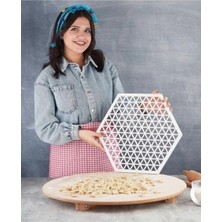 Macgon Pratik Üçgen Mantı Kalıbı 40CM