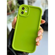 11 Uyumlu (12 Görünümlü Köşeli) Darbe Önleyici Mat Lansman Silikon Kılıf - Fıstıkyeşil