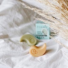 Foamie Kuru Saçlar Için Sağlam Şampuan, Aloe Vera ve Badem Yağı, Seyahat FORMATINDA,%100 Vegan, Plastik ve Sülfat Içermez, 20 G