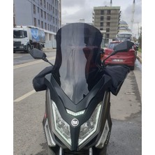 Motocam Yuki T9 Strom 125 Ön Cam 2021-2026 Model 62CM Siyah Renkli 4mm