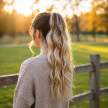 Feifei Bağlamalı Kabarık Dalgalı At Kuyruğu / Kahve / Bal Köpüğü Ombre ve Platin Işıltılı