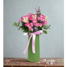 Polimer Vazoda Lavanta Süslemeli Pembe Çardak Güller