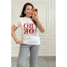 Önü Yazı Detaylı T-Shirt