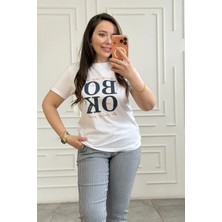 Önü Yazı Detaylı T-Shirt