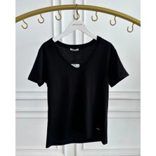 V Yaka Basic T-Shirt