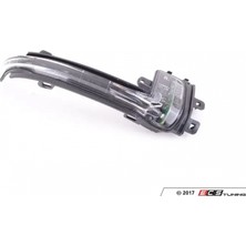 Maher Ayna Kapağı A3 2009-2013 / A4  2008 2015 / A5 2010-2016 Alt Sağ (Oem NO:8K0949102D)