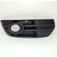 TŞT Audi Q5 Ön Sis Lamba Kapağı Delikli Sağ 2009-  (Oem No:  8R0807682A01C)