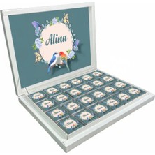 Blackeye Chocolate Kişiye Özel Isimli Kız Bebek Çikolatası Sunum Kutulu Bebek Çikolatası (72 Adet Madlen Çikolata)