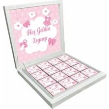 Blackeye Chocolate Kişiye Özel Isimli Kız Bebek Çikolatası Sunum Kutulu Bebek Çikolatası (48 Adet Madlen Çikolata)