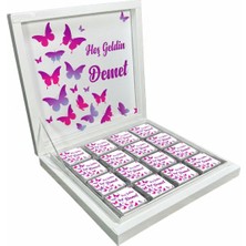 Blackeye Chocolate Kişiye Özel Isimli Kız Bebek Çikolatası Sunum Kutulu Bebek Çikolatası (32 Adet Madlen Çikolata)