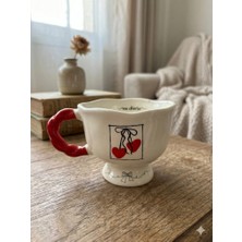 Palto Tasarım Kurdele Kiraz Tasarımlı El Yapımı Krem Parlak Balerin Kupa - El Işçiliği Hediyelik Kupa Bardak