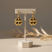 Allivo Altın Renk Yonca Form Sallantılı Çelik Küpe