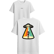 Vsrn Özgür Uzaylı Tasarım Baskılı Beyaz Oversize T-Shirt