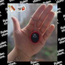 Ralen Squid Game Üçgen Sembollü Clicker Anahtarlık – 3D Baskı Stres Giderici Butonlu Oyuncak Anahtarlık (Triangel Mask)