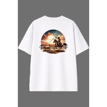Vsrn Kovboy Yakaladı Tasarım Arka Baskılı Beyaz Oversize T Shirt